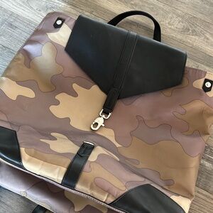 Stella and Dot bag!! Like new!